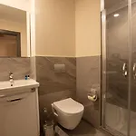 Valent Business 酒店 阿克恰伊