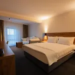 Valent Business Hotel